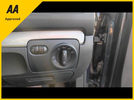 2012 Volkswagen Golf - thumbnail 26