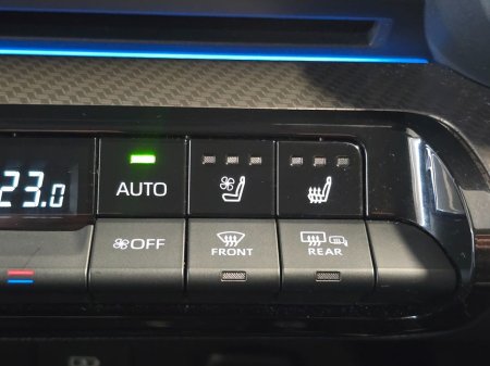 2023 Toyota Prius - thumbnail 16