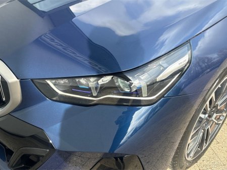 2024 BMW 5 Series - thumbnail 16