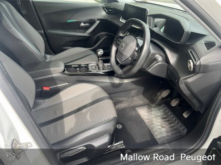 2021 Peugeot 2008 ALLURE 1.2 100 4DR PACK €23,950