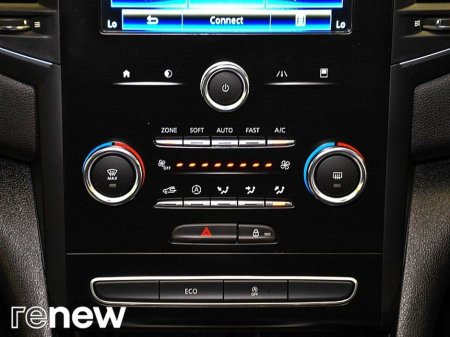 2021 Renault Megane - thumbnail 15