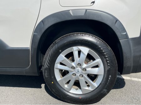 2022 Peugeot Rifter Wheelchair Accessible SWB Manual €22,995 thumbnail