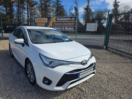 2017 Toyota Avensis 2.0 D-4D (143) Luna Navi €11,500