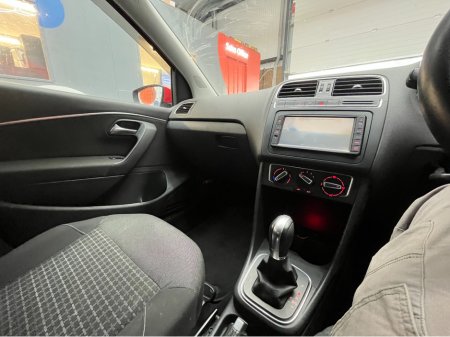 2014 Volkswagen Polo - thumbnail 15