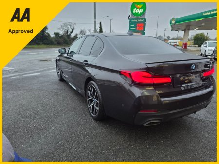 2022 BMW 5 Series - thumbnail 11