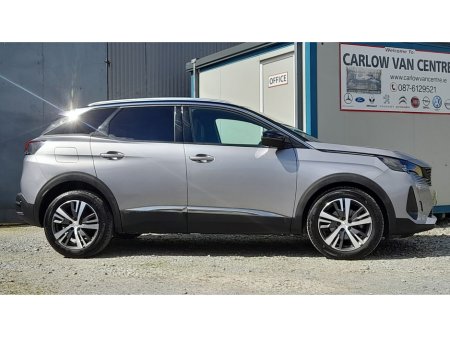 2023 Peugeot 3008 - photo 2