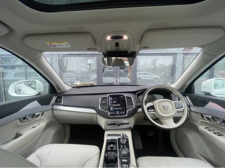 2019 Volvo XC90 T8 AWD PHEV 5DR AUTO R-DESIGN €36,950 thumbnail