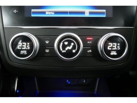 2019 Renault Kadjar 1.3 TCE 140BHP GPF ICONIC 6SPD *HALF LEATHER* €18,890 thumbnail