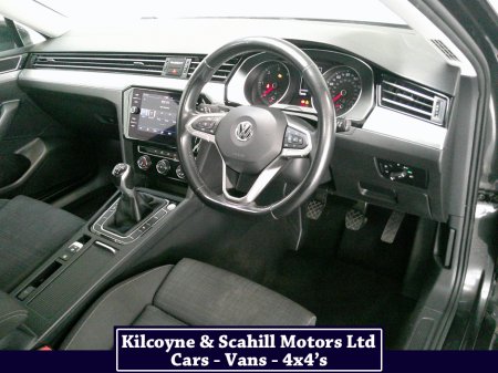 2020 Volkswagen Passat - thumbnail 23