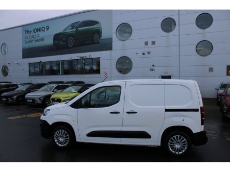 2021 Citroen Berlingo  €15,950 thumbnail
