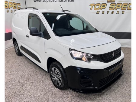 2020 Peugeot Partner Peugeot partner NEW MODEL 1.6Hdi 3 Seater professional €13,700