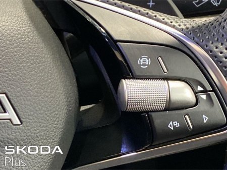 2025 Skoda Enyaq 85x Sportline *Massive Spec* €59,950 thumbnail