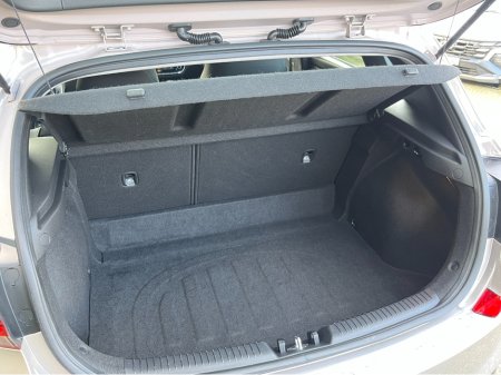 2019 Hyundai i30 DELUXE 1.0 PETROL //REVERSE CAMERA//CARPLAY// €14,950 thumbnail