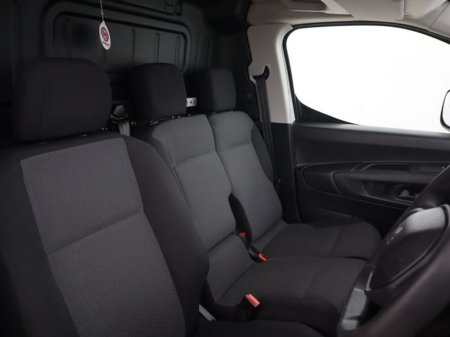 2023 Peugeot Partner - thumbnail 18