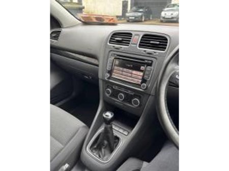 2012 Volkswagen Golf - thumbnail 8