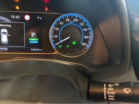 2019 Nissan Leaf - thumbnail 9