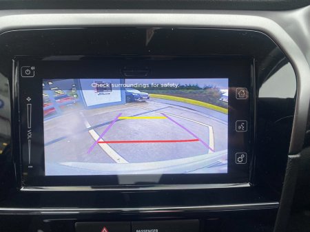 2023 Suzuki Vitara 1.4 Hybrid SZ4 MT €22,950 thumbnail