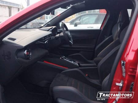 2026 Alfa Romeo Junior PRICE FROM 36499 IBRIDA €36,499