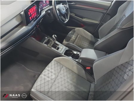 2022 Volkswagen Golf R-LINE 1.5 TSI 130HP 5DR €25,445 thumbnail