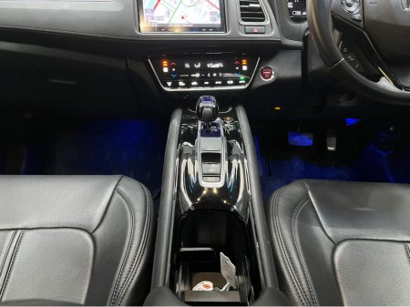 2017 Honda Vezel €17950 2017 HONDA VEZEL Z HYBRID SENSING 1.5 AUTOMATIC / CRUISE CONTROL / REVERSE CAMERA / HEATED SEATS AND MORE €17,950 thumbnail