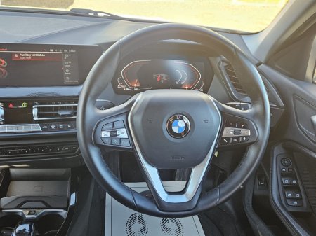 2020 BMW 1 Series - thumbnail 22