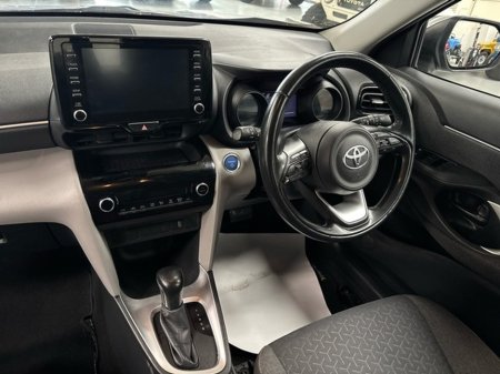 2022 Toyota Yaris Cross - thumbnail 8