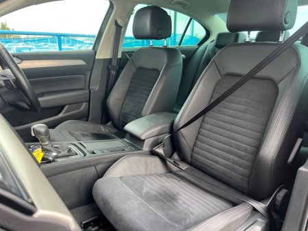 2018 Volkswagen Passat - thumbnail 6