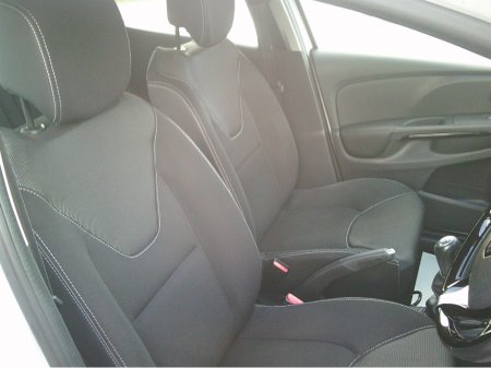 2016 Renault Clio NEW NCT 2028, DYNAMIQUE SAT./NAV., €270 TAX , LOW KMS. S./HISTORY. €8,999 thumbnail