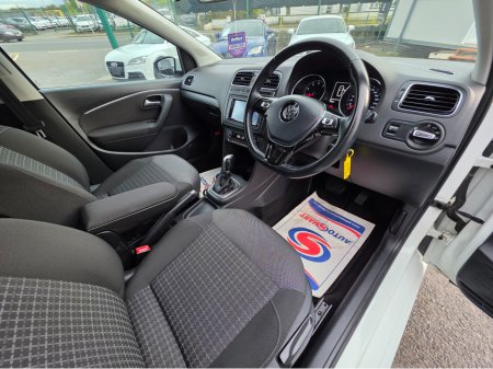 2016 Volkswagen Polo - thumbnail 4