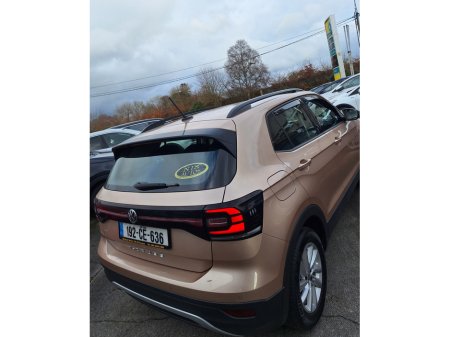 2019 Volkswagen T-Cross LIFE 1.0 TSI MANUAL 5SPEED 95BHP 5DR €15,995 thumbnail