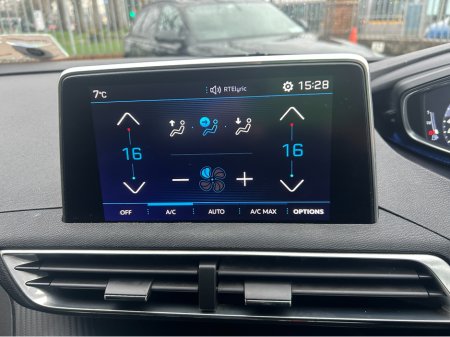 2018 Peugeot 3008 1.2 AUTOMATIC//ONLY 65K WITH BRAND NEW NCE UNTIL 2028///ORIGINAL IRISH CAR WIITH FULL SERVICE HISTORY///LOVELY SPEC//LOW TAX €16,499