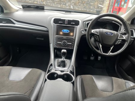 2018 Ford Mondeo - photo 18