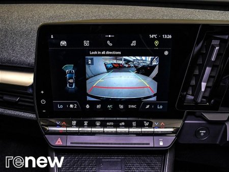 2023 Renault Megane E-Tech EV60 220hp Techno €27,900 thumbnail