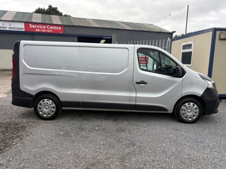 2019 Nissan NV300  €11,995