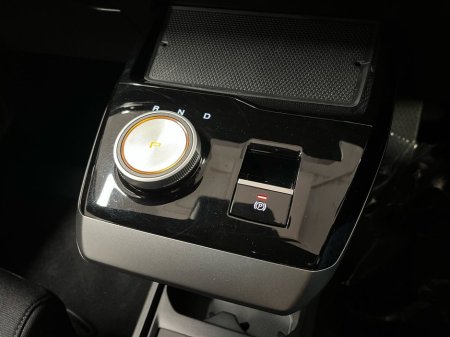 2024 MG 4 - thumbnail 4