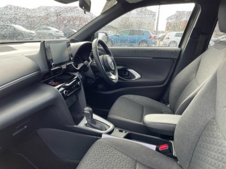 2023 Toyota Yaris Cross - thumbnail 5