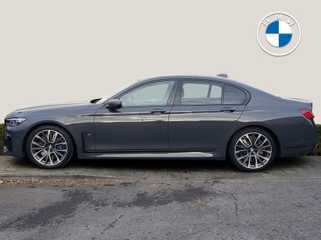 2021 BMW 7 Series - photo 3