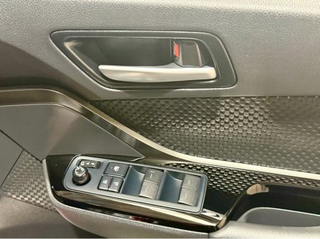 2023 Toyota C-HR HYBRID SPORT 4DR AUTO €29,500 thumbnail