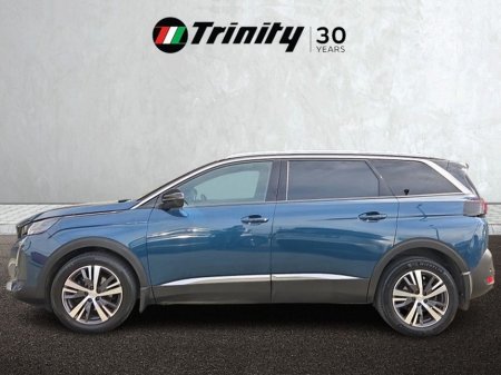 2023 Peugeot 5008 - thumbnail 5