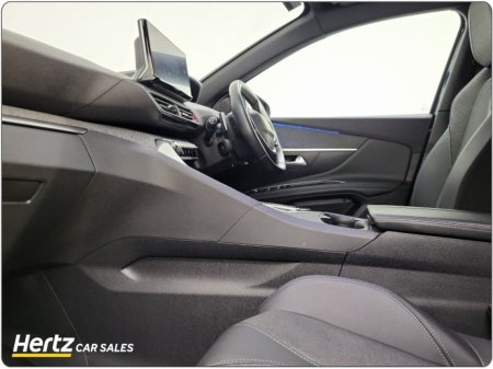 2023 Peugeot 3008 - thumbnail 4