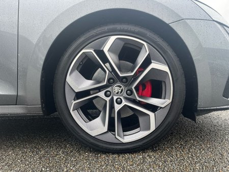 2024 Skoda Octavia - thumbnail 5