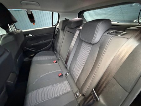 2019 Peugeot 308 ALLURE - 1.5 DIESEL - AUTO - 12M WARRANTY - CAR: 1755 €15,950 thumbnail