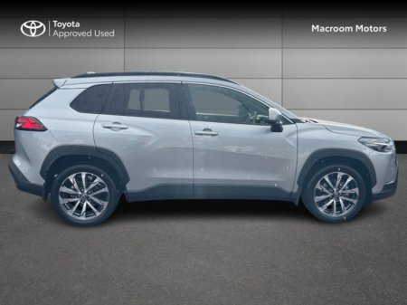 2025 Toyota Corolla Cross END OF YEAR CLEARANCE SALE! €41,500