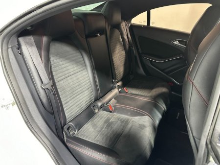 2016 Mercedes-Benz CLA Class AMG Line 200D €18,800 thumbnail
