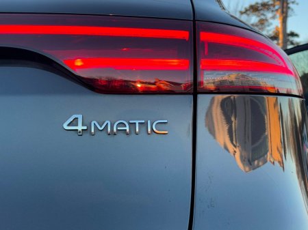 2023 Mercedes-Benz EQC 400 AMG LINE 4MATIC €39,995 thumbnail