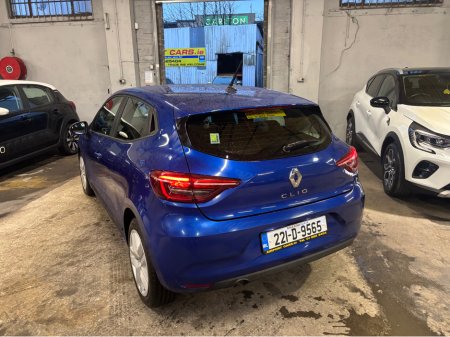 2022 Renault Clio DYNAMIQUE TCE 90 MY21.5 5 5DR €13,999 thumbnail