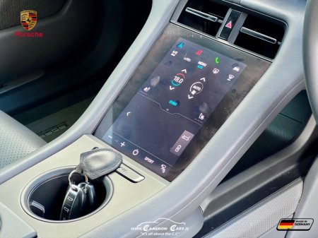 2022 Porsche Taycan - thumbnail 33