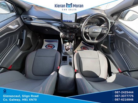 2019 Ford Focus - thumbnail 11