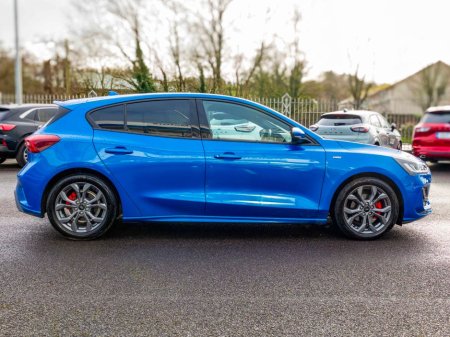 2024 Ford Focus 2024 Ford Focus Blue Low Mileage ST-Line 1.0L EcoBoost 125PS mHEV €28,750 thumbnail