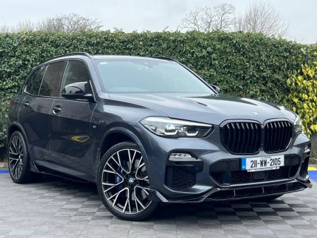 2021 BMW X5 M-SPORT COMPETITION XDRIVE45e 3.0 HYBRID // LEATHER HEATED SEATS // APPLE CARPLAY/ANDROID AUTO // ADJUSTABLE AIR SUSPENSION €49,900 thumbnail